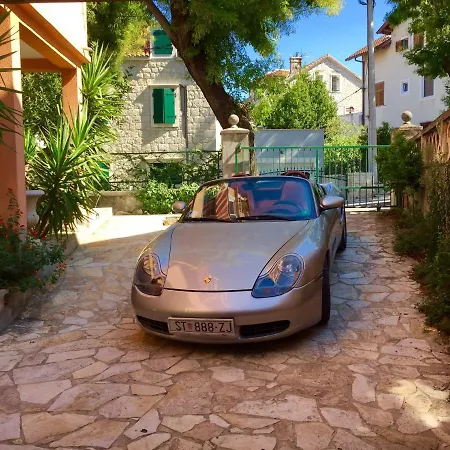 Villa Marjan - 3 Bdr, 3 Bath, Parking Split Exterior photo